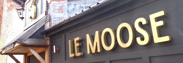 Le Moose Bar and Carose