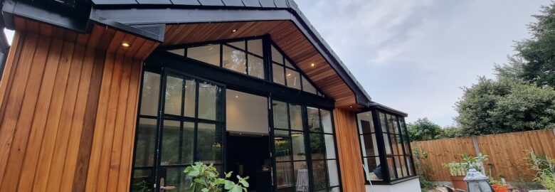 Lloyd Livesley Construction